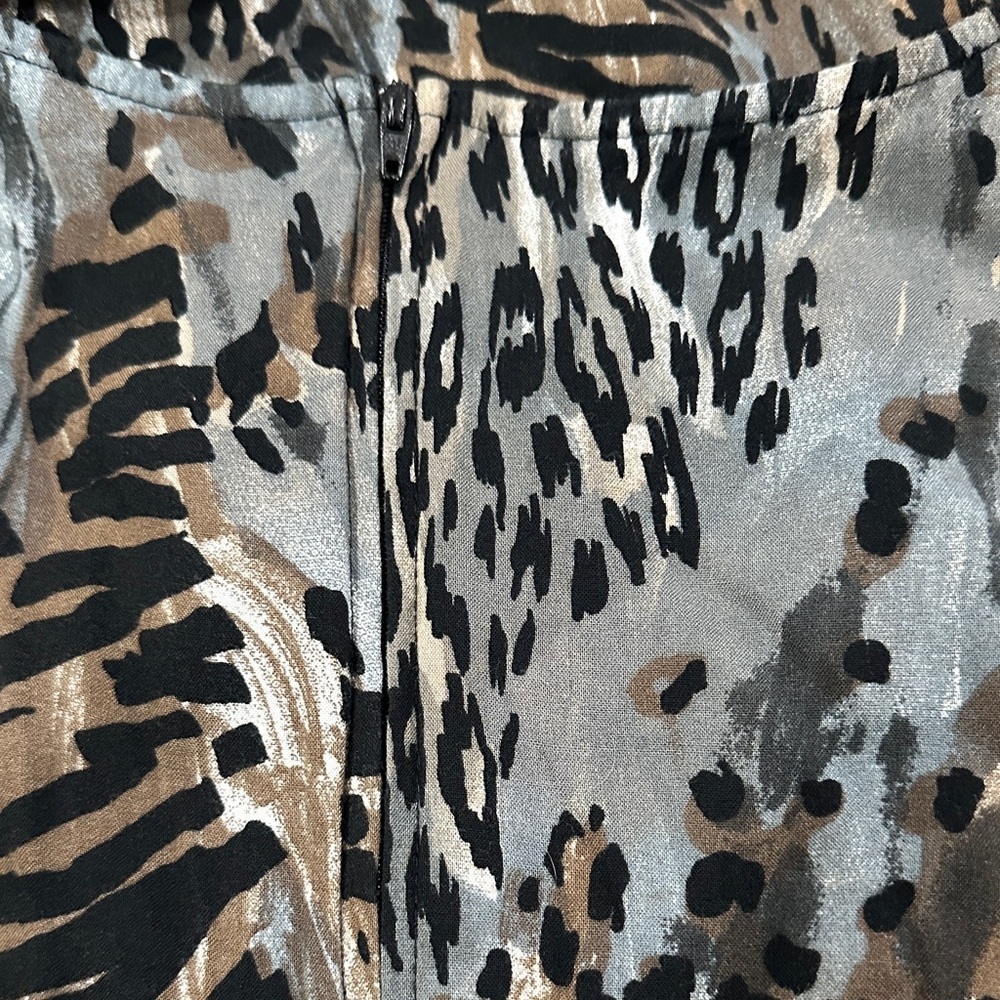 Connected Apparel Animal Print Maxi Dress - Black, Brown, Gray size 6 - Picture 9 of 9